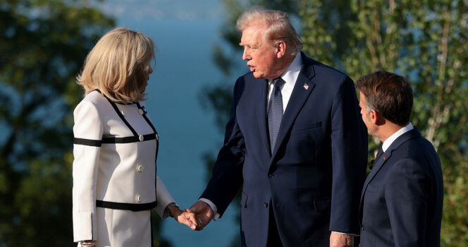 Read more about the article Lip reader reveals what Trump whispered to Brigitte Macron during “weird” G7 handshake